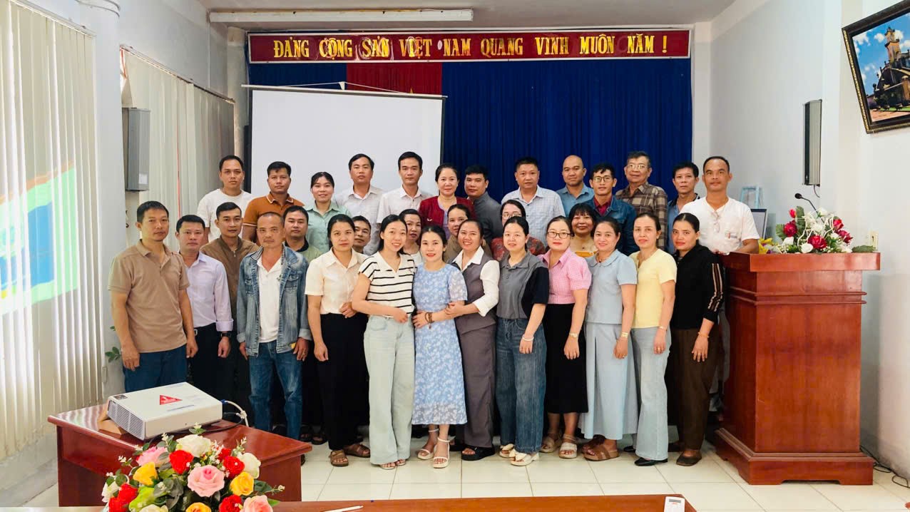 Tập huấn nâng cao năng lực phòng, chống sốt xuất huyết Dengue cho cán bộ y tế tuyến xã